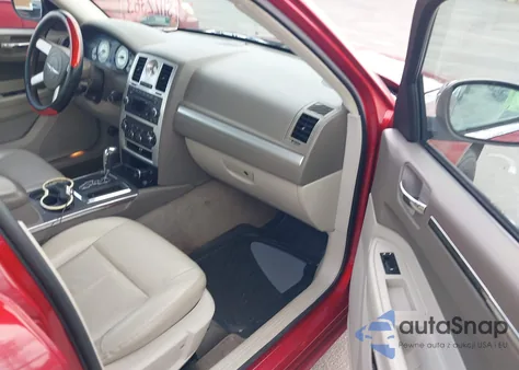 2010 Chrysler 300 Touring/Signature Series/Executive Series from USA, damaged, VIN 2C3CA5CV4AH155375